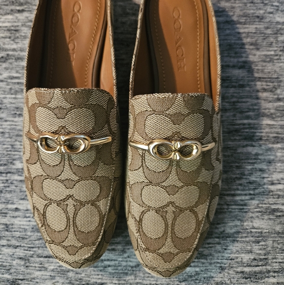 Coach shoes - Picture 1 of 5